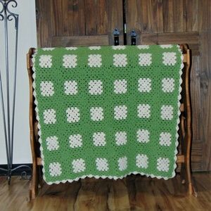 Vintage Crochet Granny Square Afghan/Blanket